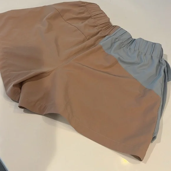 Fabletics Shorts - Picture 6 of 6